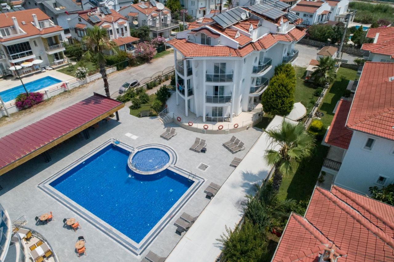 Single Room Balcony
