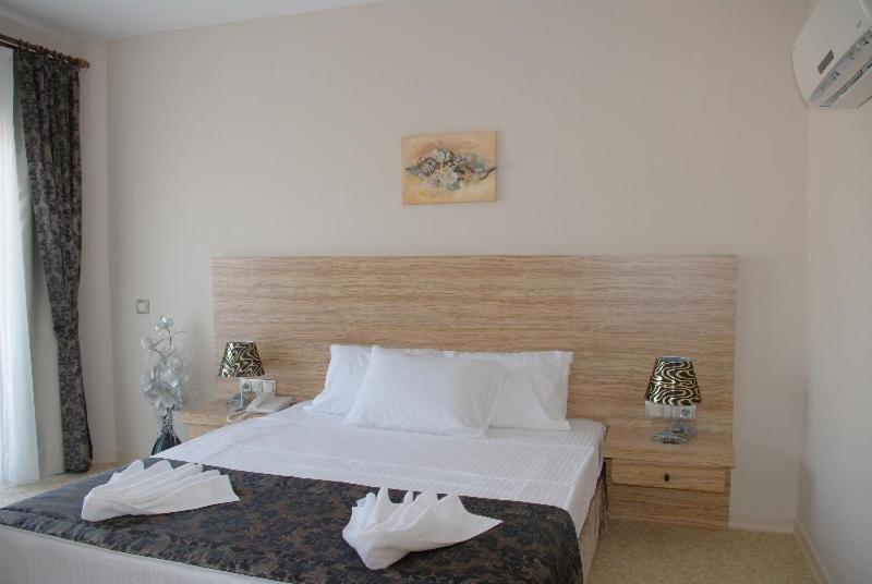 Single Room Balcony